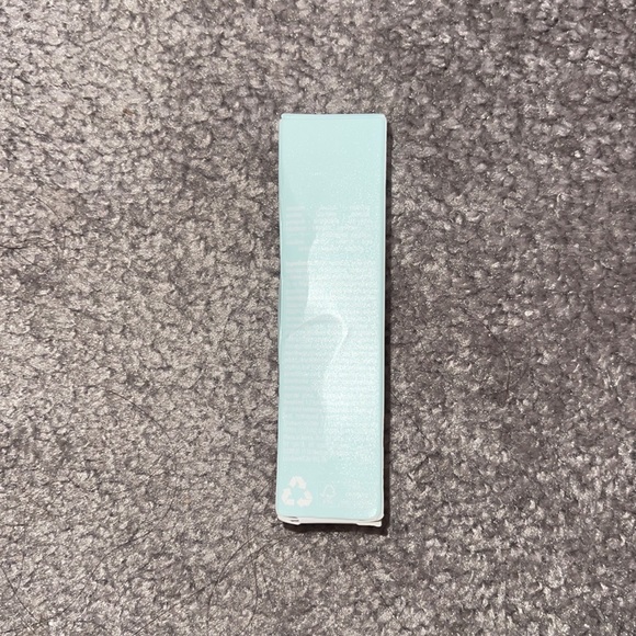 New Tarte sea power flex concealer - Picture 3 of 3